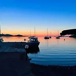 Strandhaus Hela - Bain- Zut - Kornati By Interhome * Pristanisce
