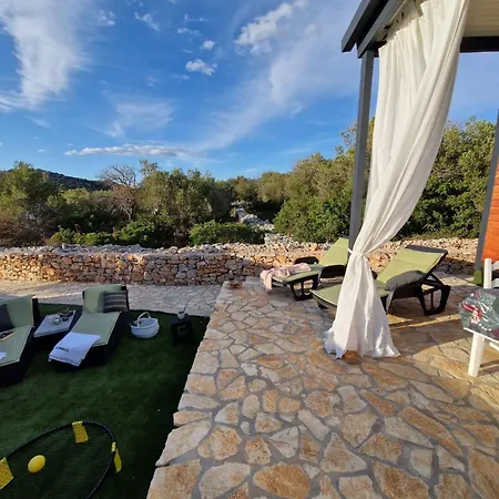 Strandhaus Hela - Bain- Zut - Kornati By Interhome Daire *