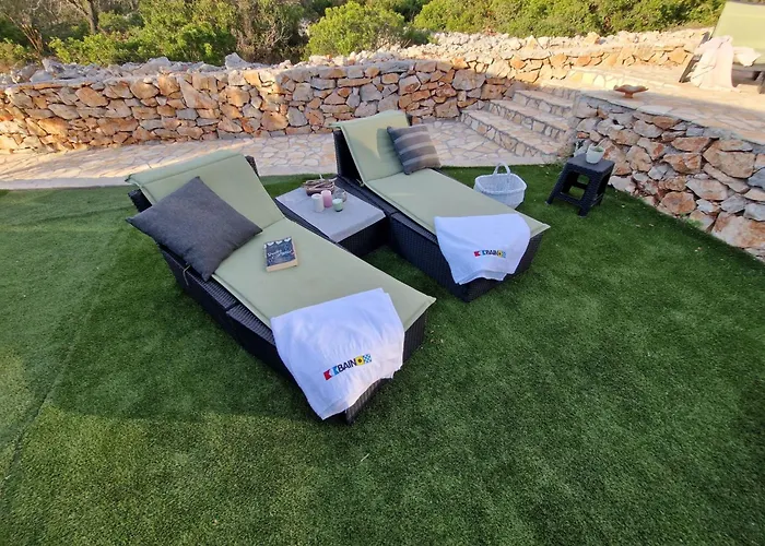 Strandhaus Hela - Bain- Zut - Kornati By Interhome Pristanisce