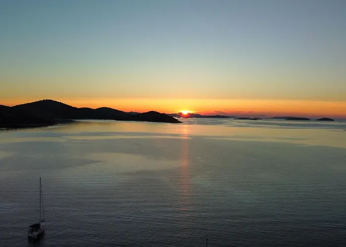 דירה Strandhaus Hela - Bain- Zut - Kornati By Interhome *